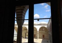 Links Within the Palace